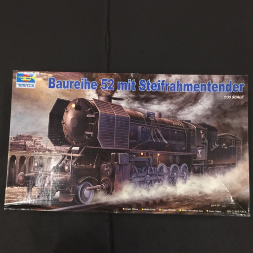 トランペッター 1:35 BR-52型 蒸気機関車 プラモデル